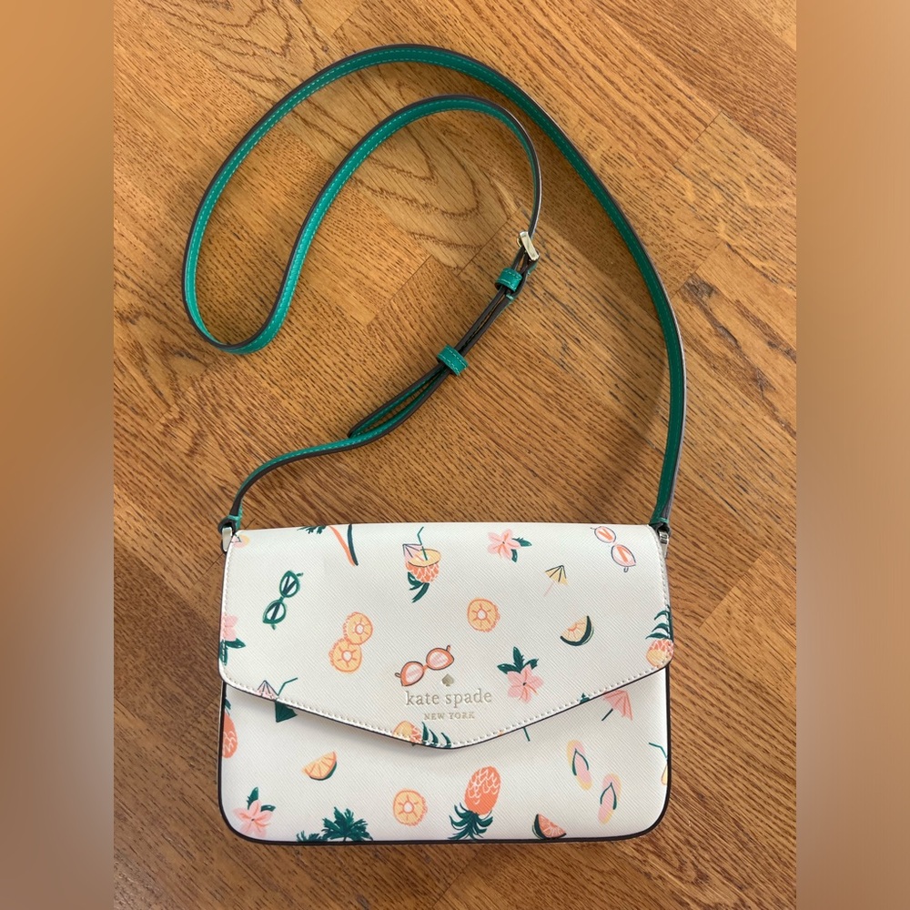 Kate Spade Sadie Envelope Crossbody Beachy Summer Tropical Print